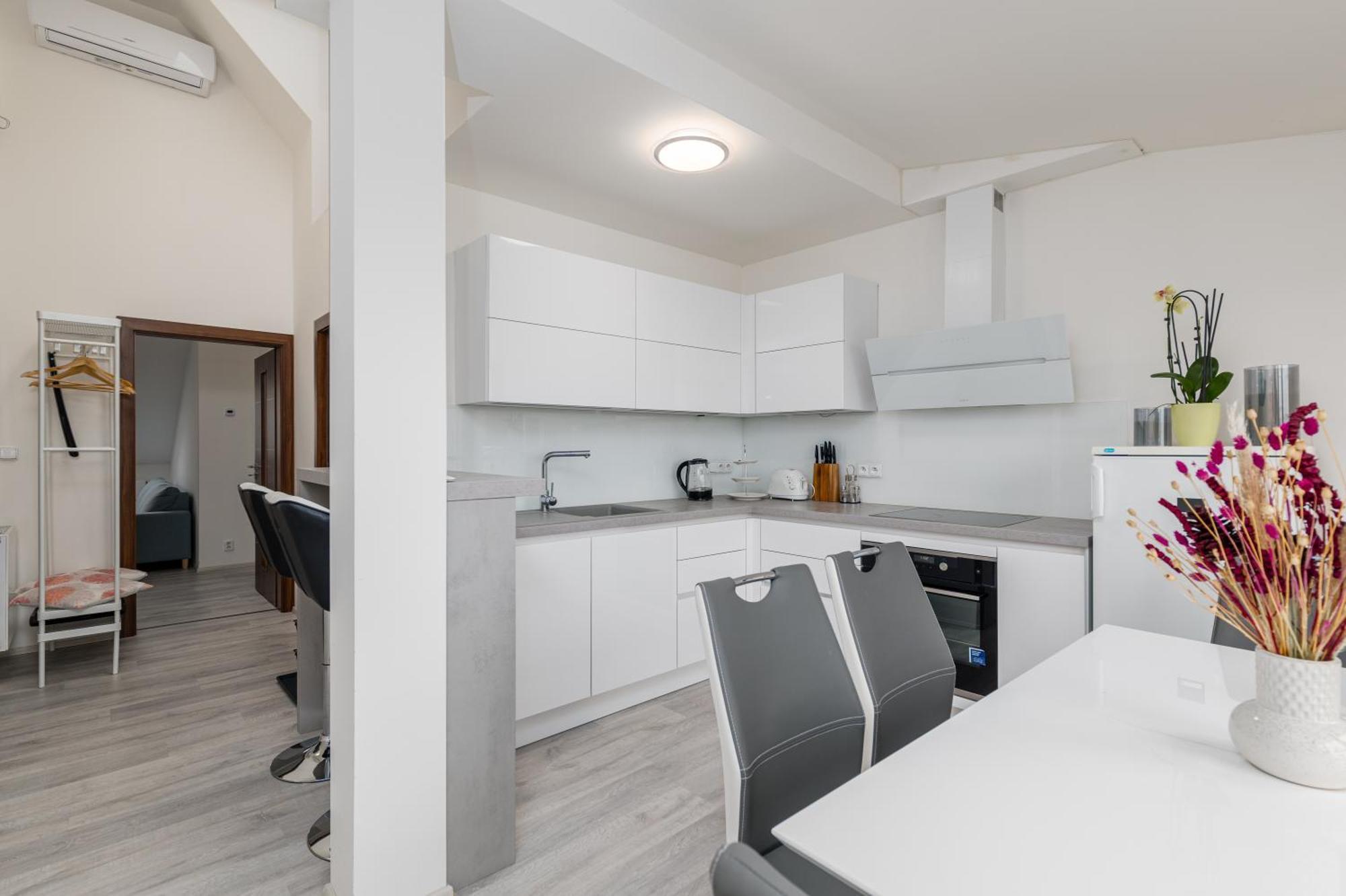Apartment Cimburkova Прага Экстерьер фото